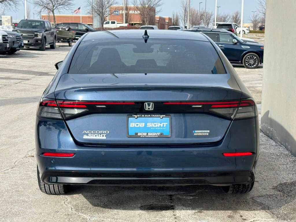 Used 2023 Honda Accord Touring image 4
