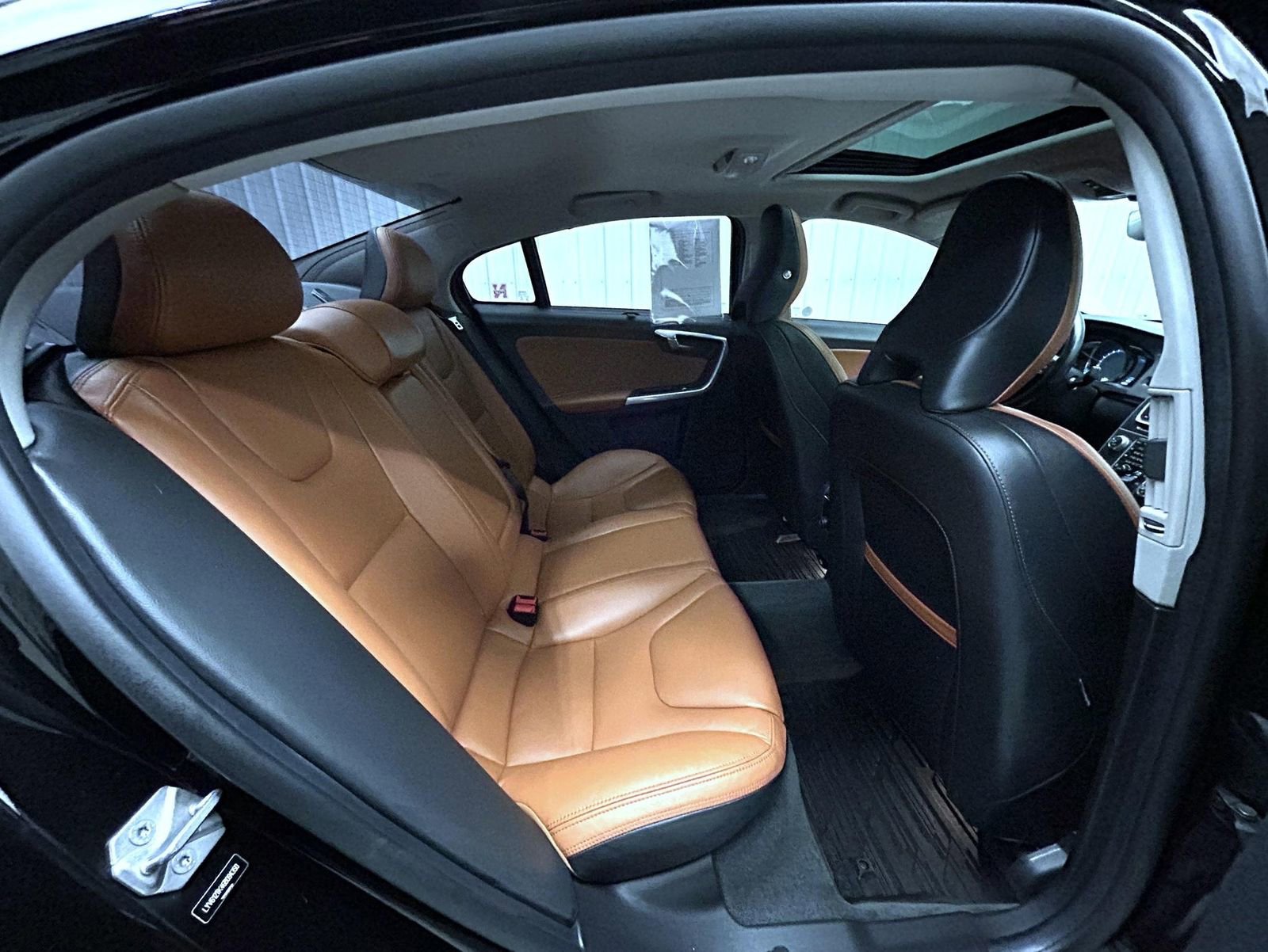 Used 2016 Volvo S60 T5 Premier w/ Climate Package image 18