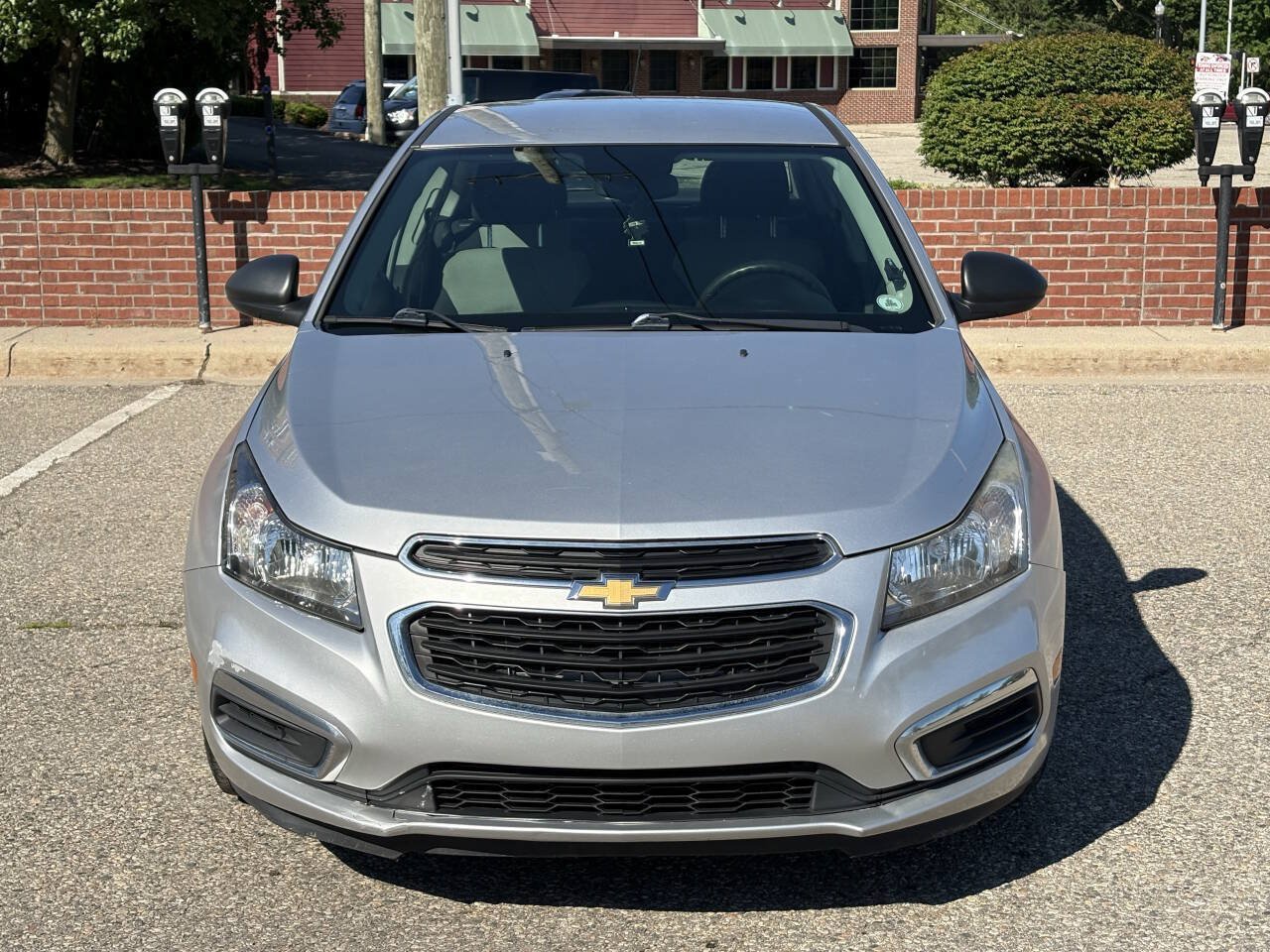 Used 2016 Chevrolet Cruze LS FWD image 4