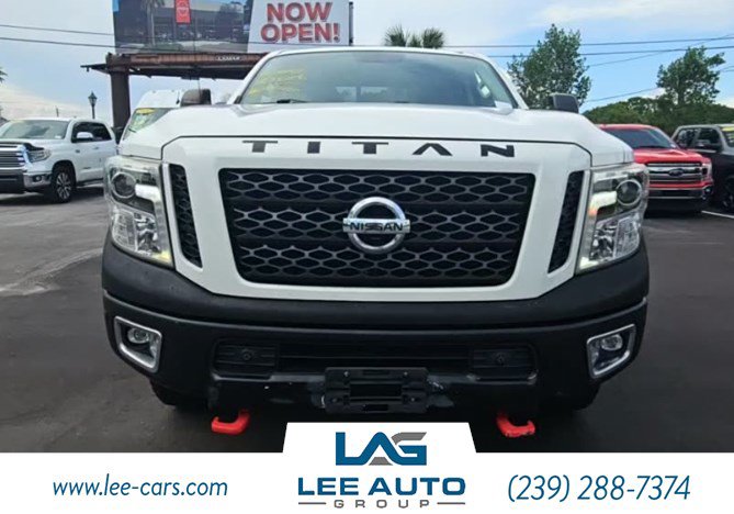 Used 2019 Nissan Titan PRO-4X w/ Pro-4x Convenience Package AWD/4WD image 1