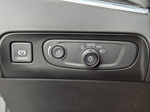 Certified 2021 Buick Enclave Avenir w/ Avenir Technology Package image 33