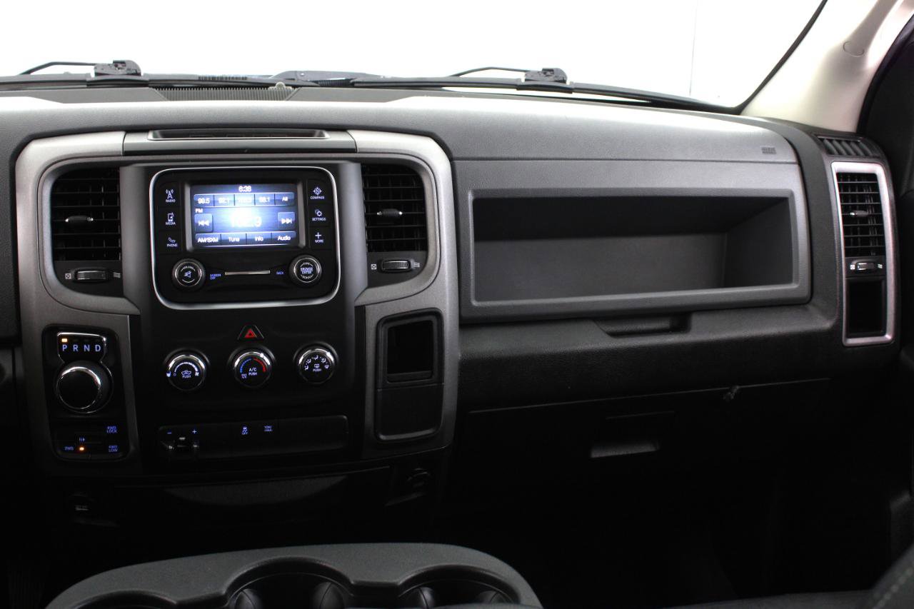 Used 2019 RAM 1500 Tradesman w/ Tradesman SXT Package image 49