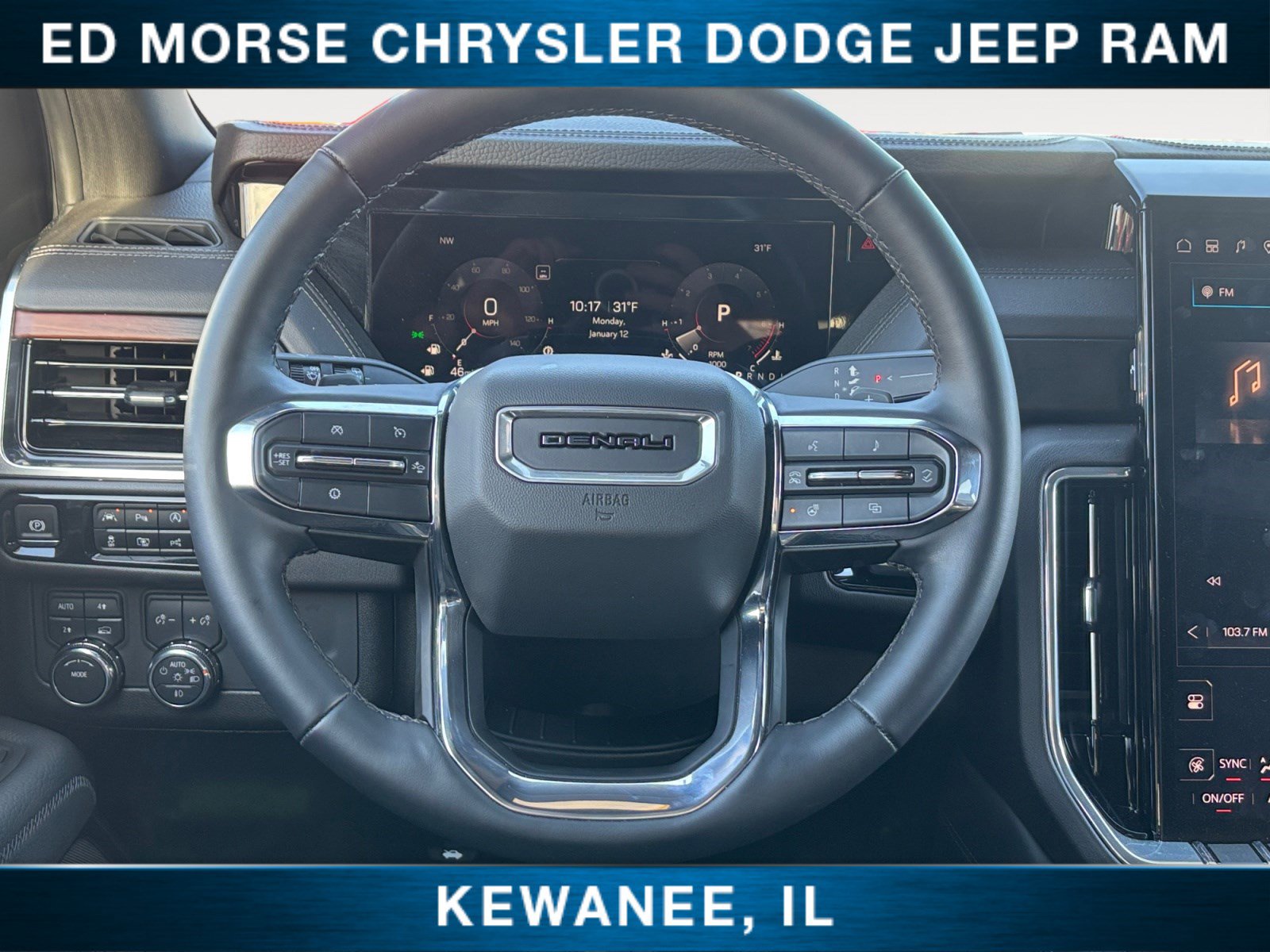 Used 2025 GMC Yukon Denali AWD/4WD image 12