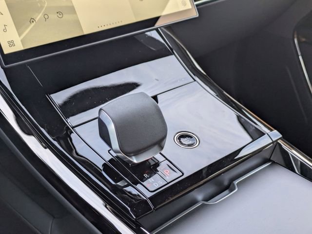 New 2026 Land Rover Range Rover Sport SE image 9