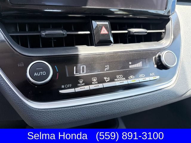 Used 2025 Toyota Corolla LE FWD image 18