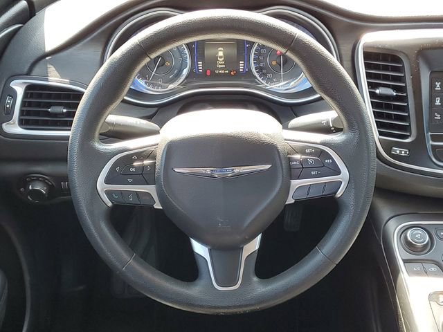 Used 2016 Chrysler 200 Limited image 28