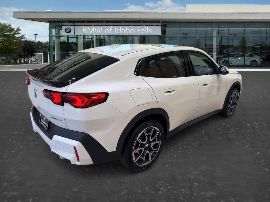 Certified 2025 BMW X2 xDrive28i w/ Convenience Package AWD/4WD image 6