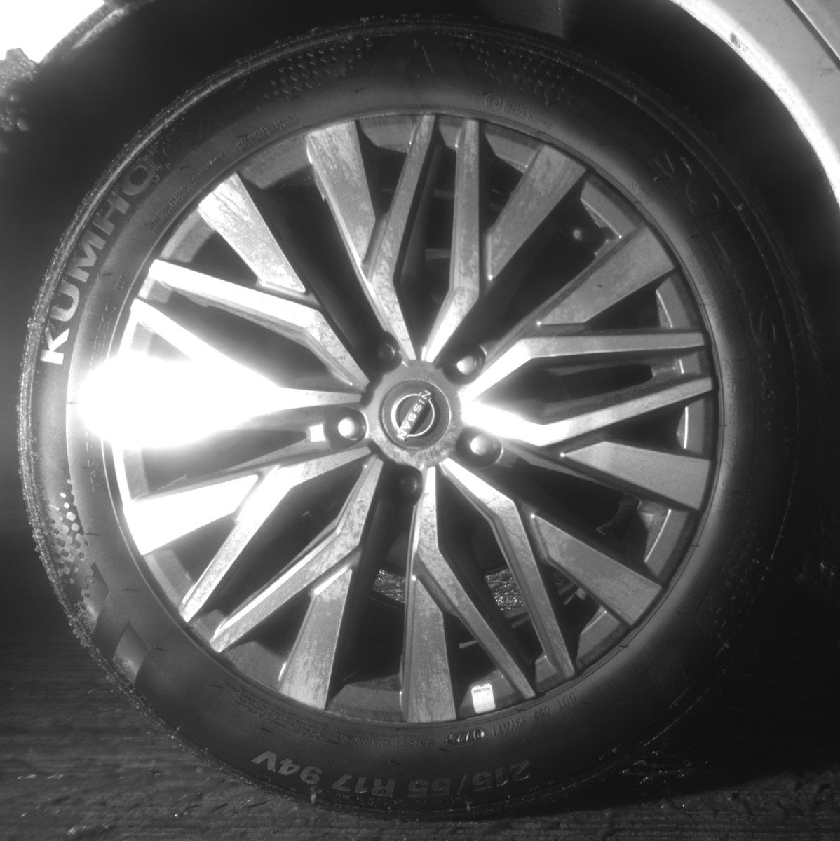 Used 2025 Nissan Altima 2.5 SV FWD image 15