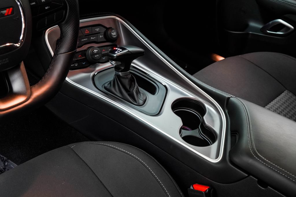 Used 2022 Dodge Challenger R/T Scat Pack RWD image 20