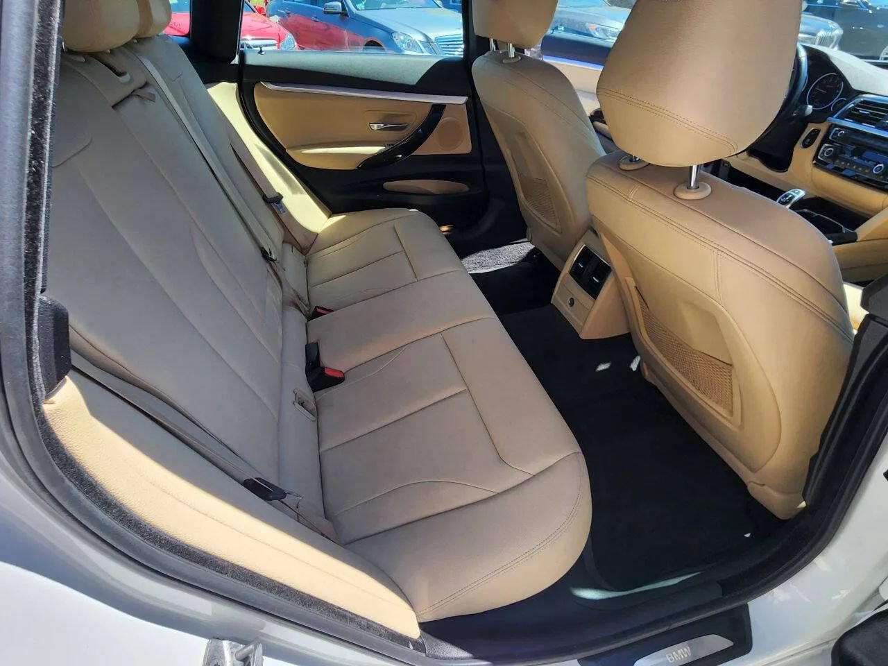 Used 2018 BMW 330i Gran Turismo xDrive AWD/4WD image 14