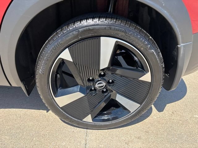 Used 2026 Nissan Kicks SR w/ SR Premium Package AWD/4WD image 15