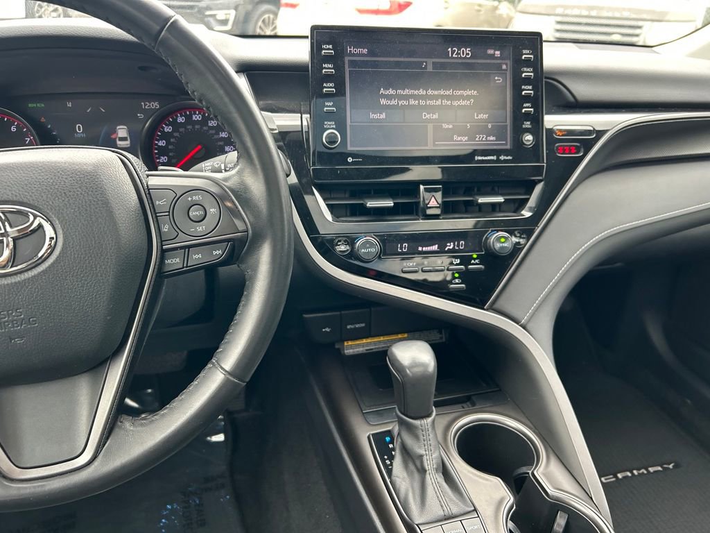 Used 2021 Toyota Camry XSE image 17