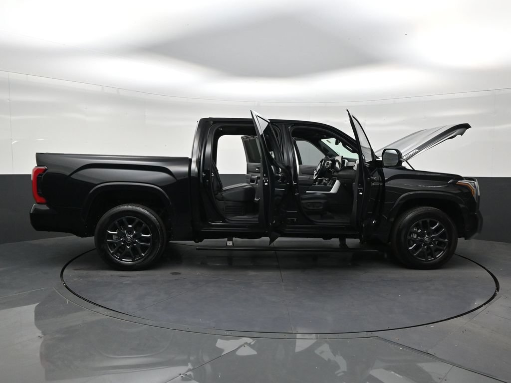 Used 2025 Toyota Tundra Platinum AWD/4WD image 29