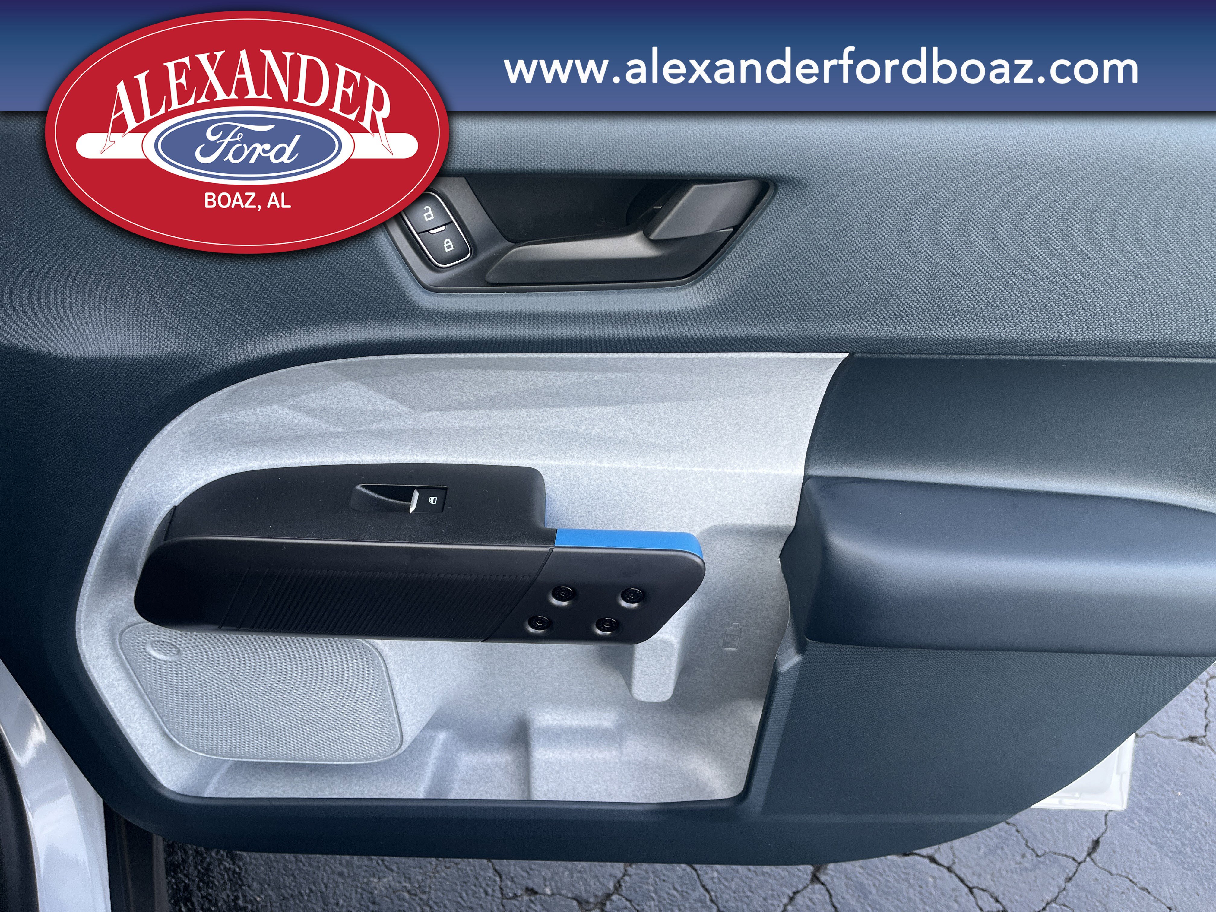 New 2025 Ford Maverick XLT image 16