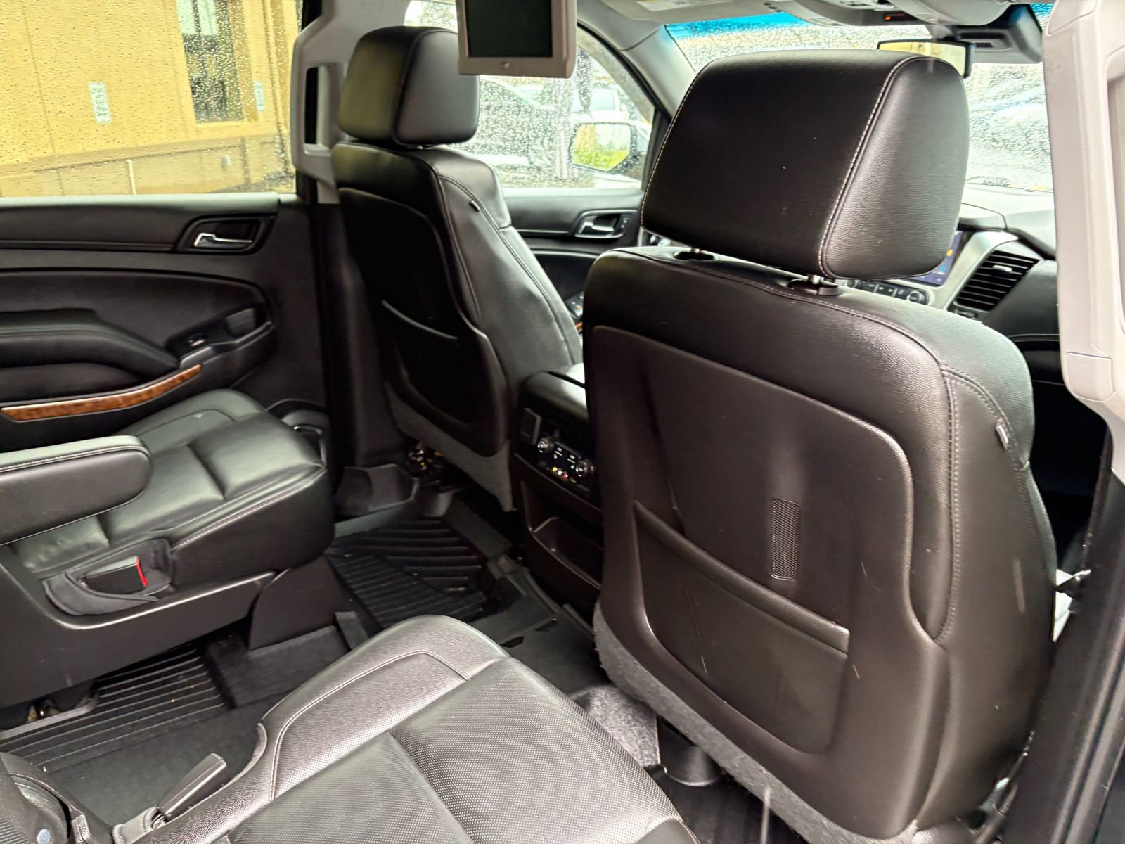 Used 2015 Chevrolet Suburban LTZ AWD/4WD image 28