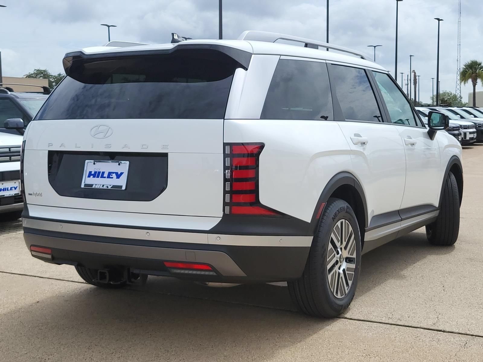 New 2026 Hyundai Palisade SEL Premium FWD image 5