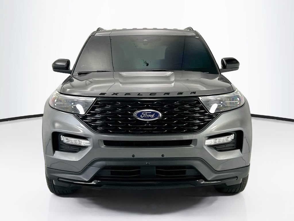 Used 2023 Ford Explorer ST-Line w/ Class IV Trailer Tow Package RWD image 2