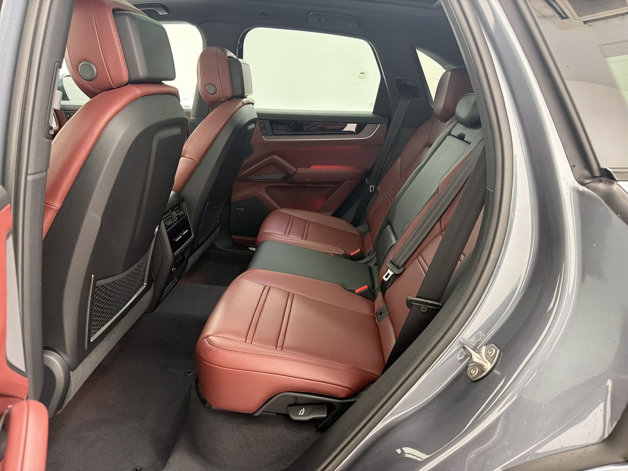 New 2026 Porsche Cayenne AWD/4WD image 14