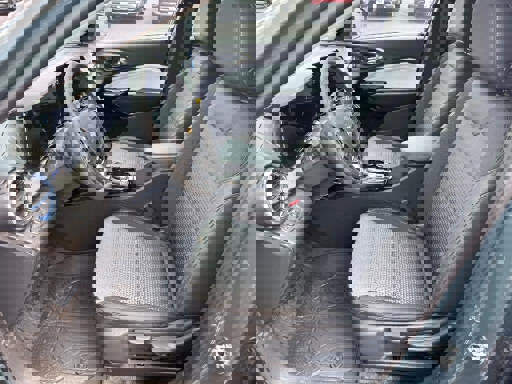 New 2025 Chevrolet Trax LT w/ LT Convenience Package image 4