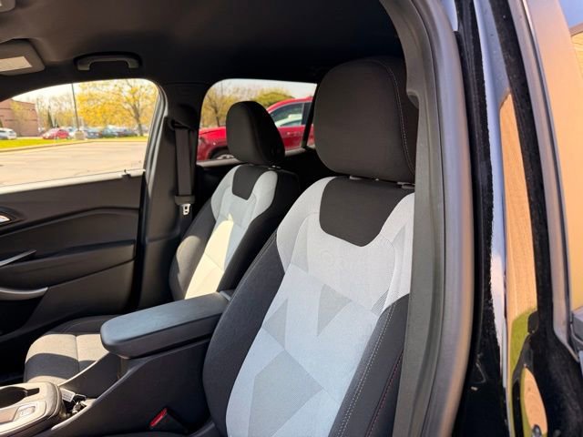 Certified 2024 Chevrolet Trax RS w/ Driver Confidence Package FWD image 12