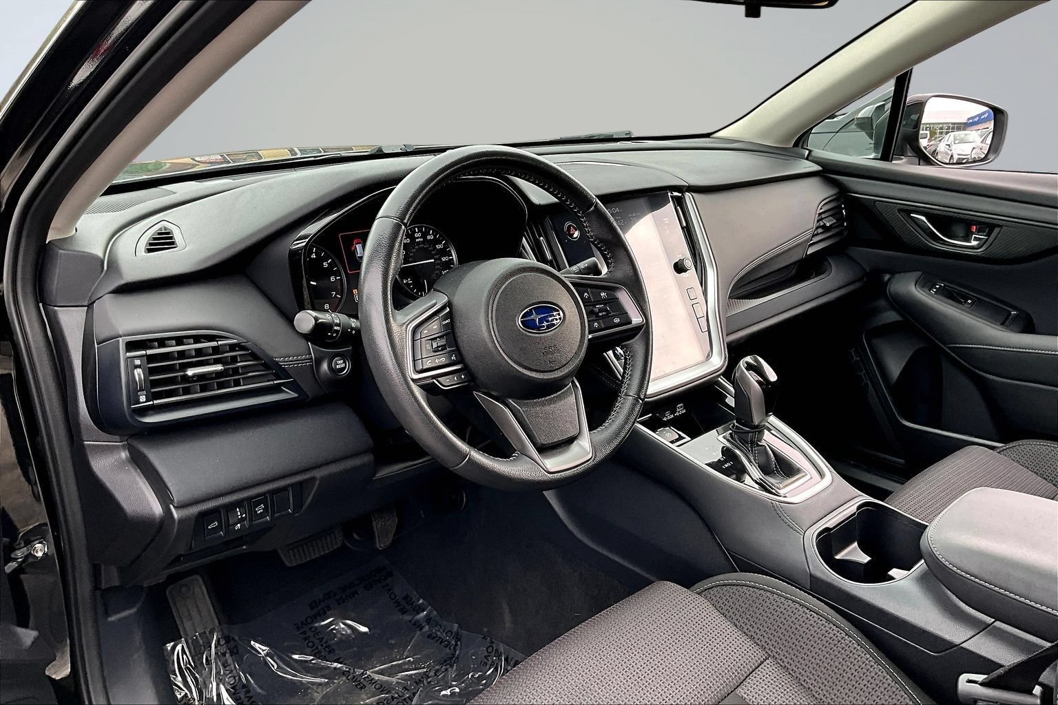 Used 2024 Subaru Outback Premium AWD/4WD image 19