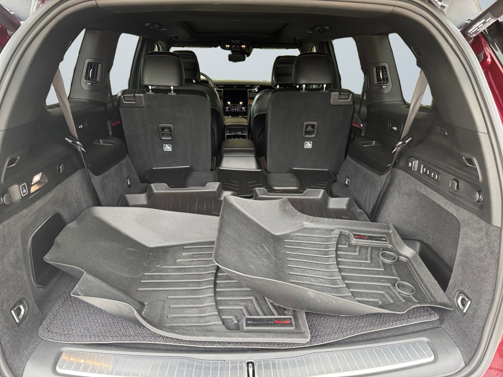 Used 2025 Jeep Grand Cherokee L Summit w/ Advanced Protech Group IV image 15