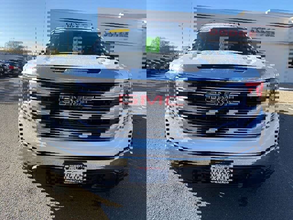 Used 2024 GMC Sierra 1500 SLE image 9