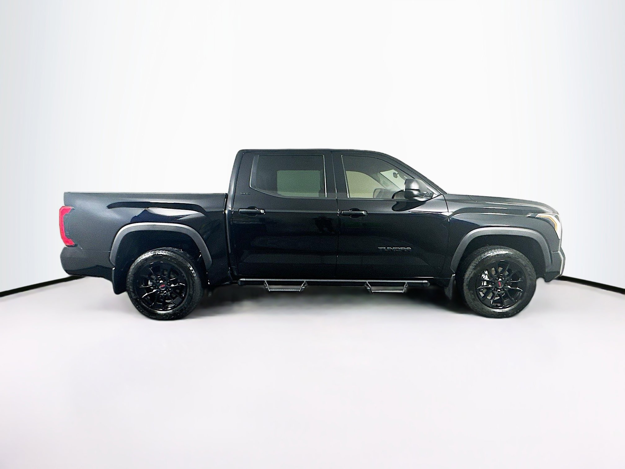 Used 2024 Toyota Tundra SR5 image 10