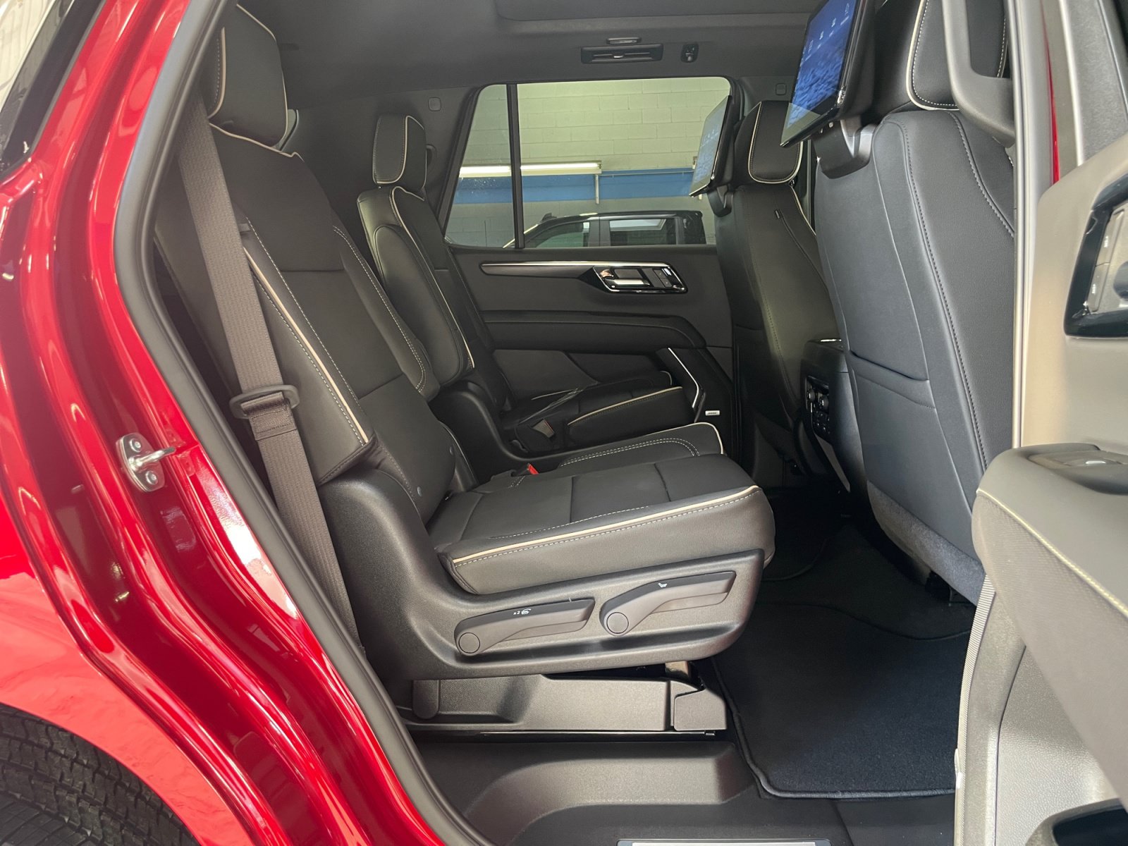 New 2026 Chevrolet Tahoe Premier AWD/4WD image 16