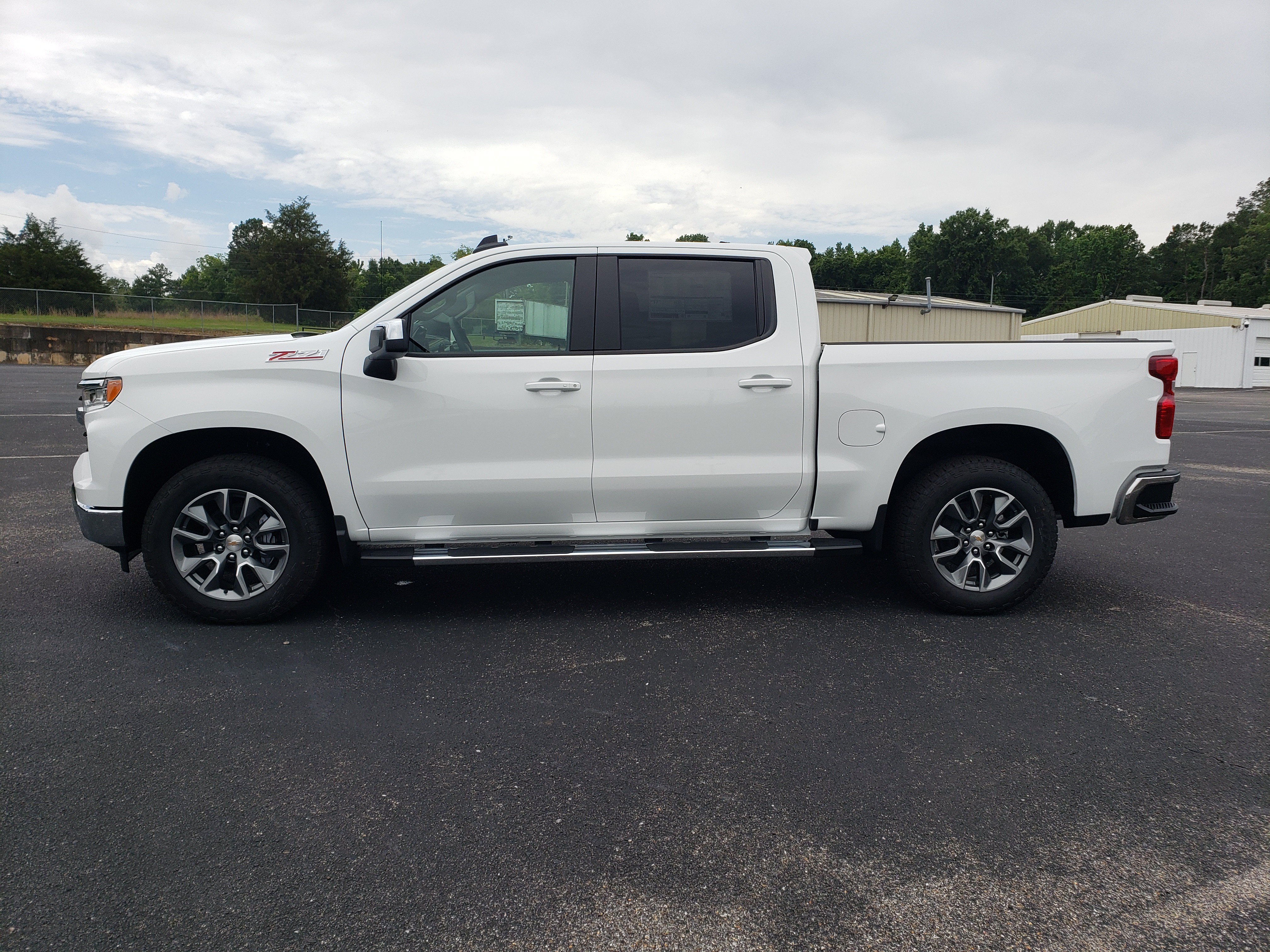 New 2026 Chevrolet Silverado 1500 LT AWD/4WD image 6