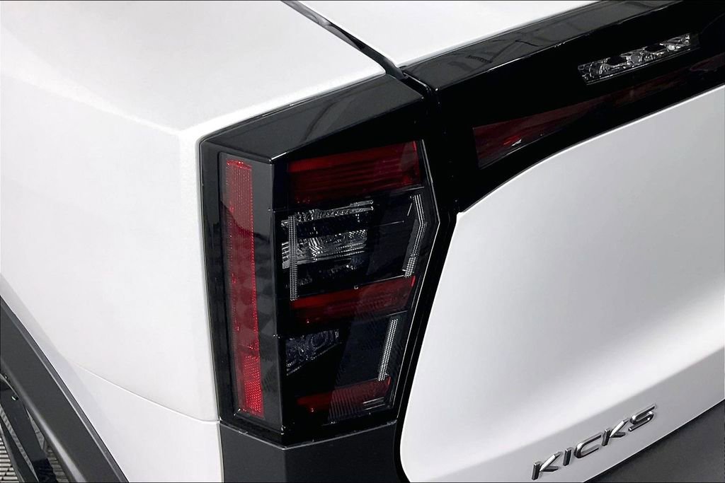 New 2026 Nissan Kicks SR w/ SR Premium Package image 35