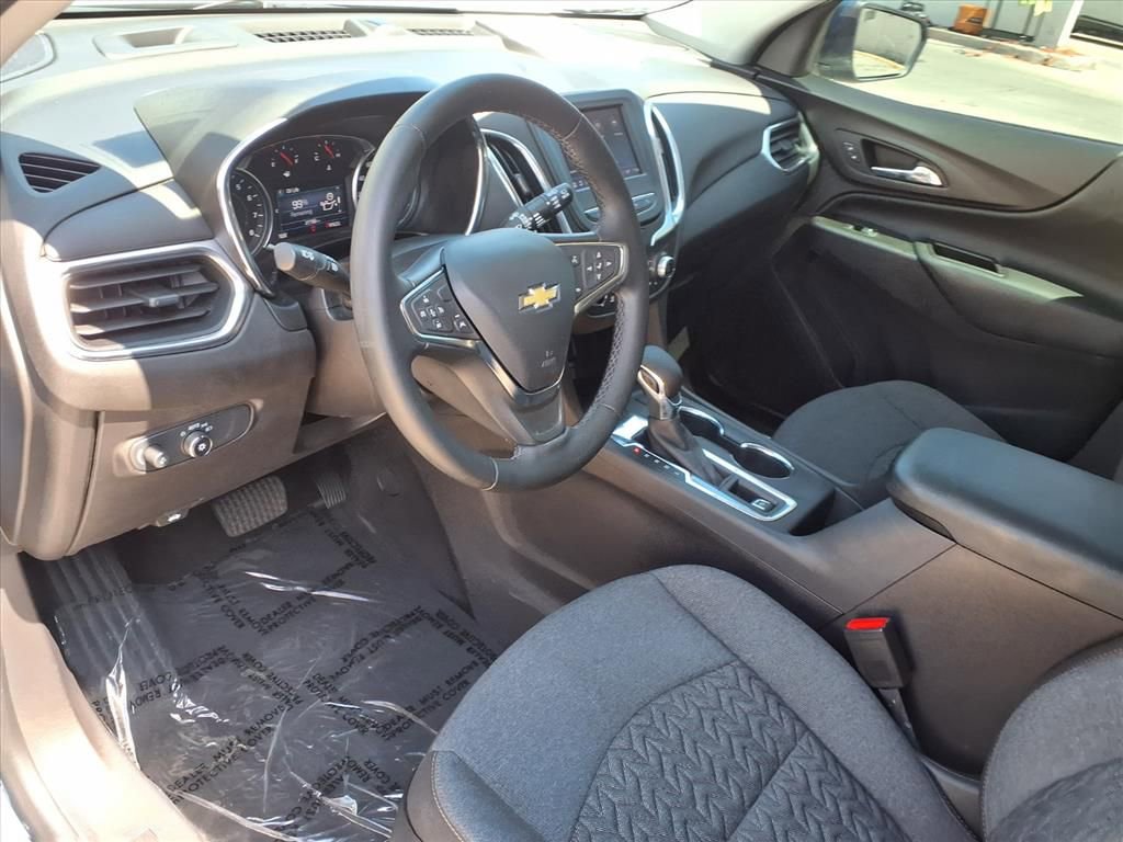 Used 2024 Chevrolet Equinox LT FWD image 18