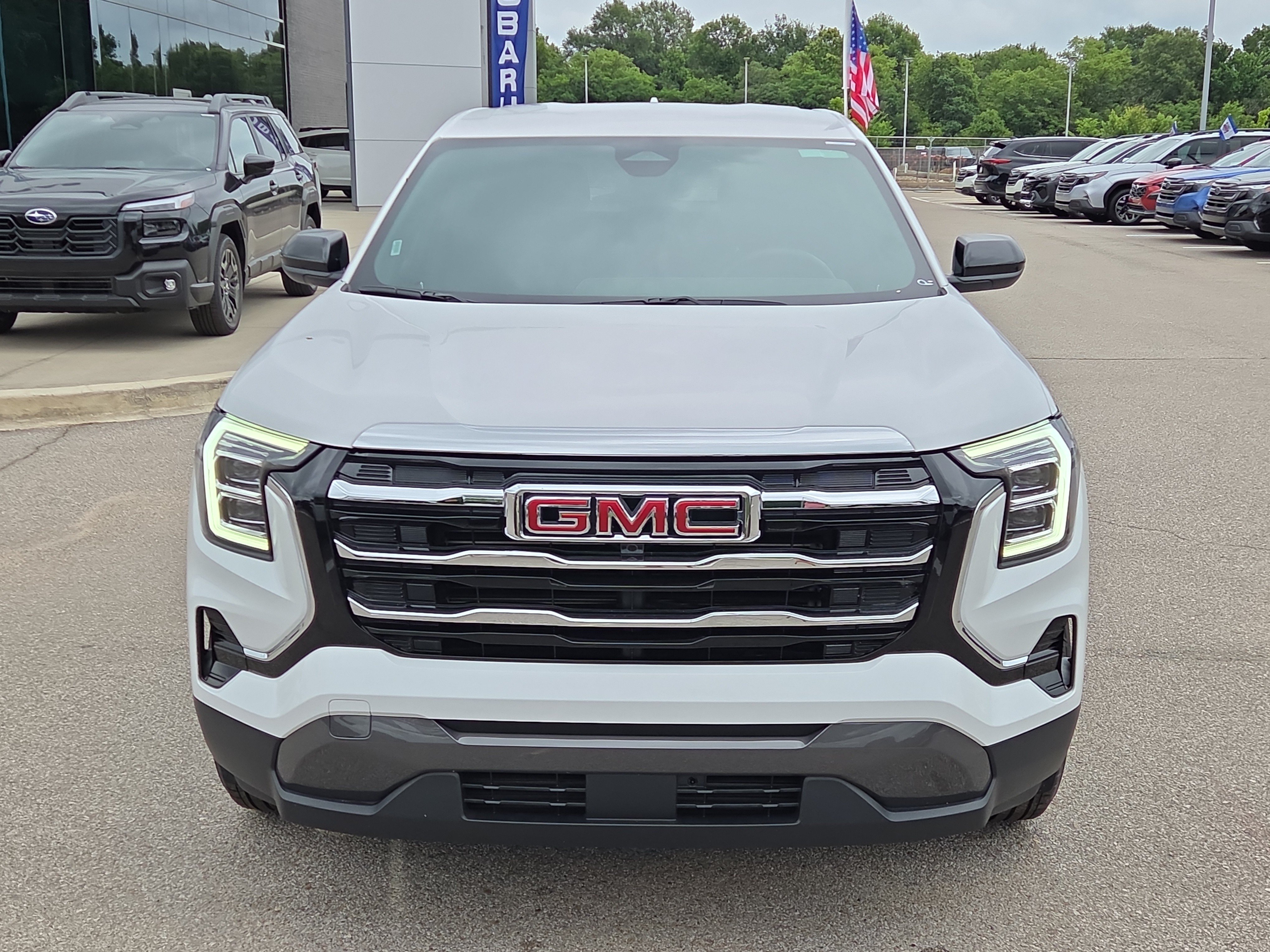 Used 2026 GMC Terrain Elevation FWD image 8