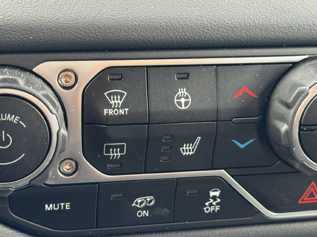 Used 2024 Jeep Wrangler Unlimited Rubicon 392 AWD/4WD image 24