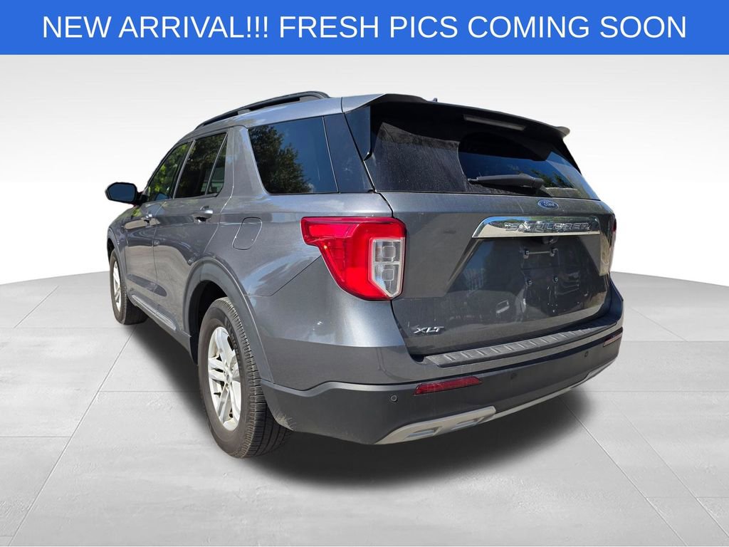 Used 2021 Ford Explorer XLT w/ Equipment Group 202A RWD image 6