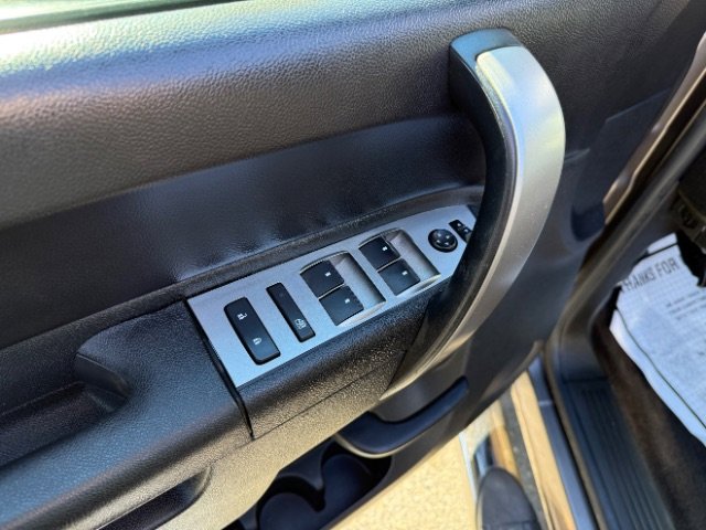 Used 2013 Chevrolet Silverado 2500 LT image 18