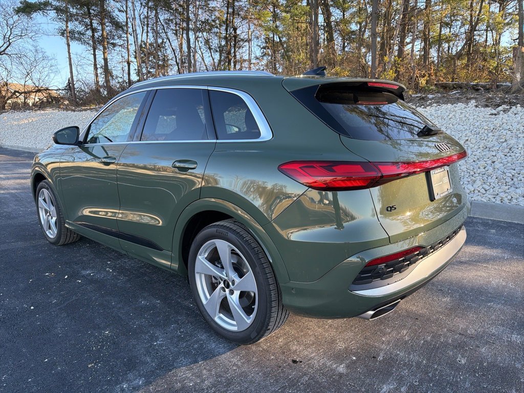 Certified 2025 Audi Q5 Prestige image 3