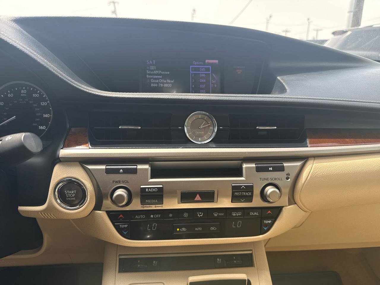 Used 2014 Lexus ES 350 w/ Premium Package FWD image 20
