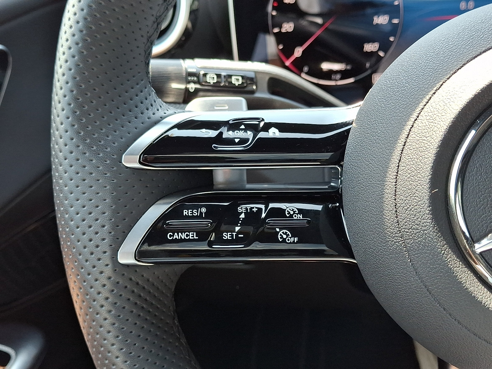 Certified 2026 Mercedes-Benz GLC 300 4MATIC image 19