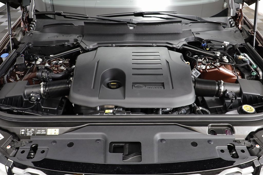 New 2026 Land Rover Discovery Limited Edition image 25