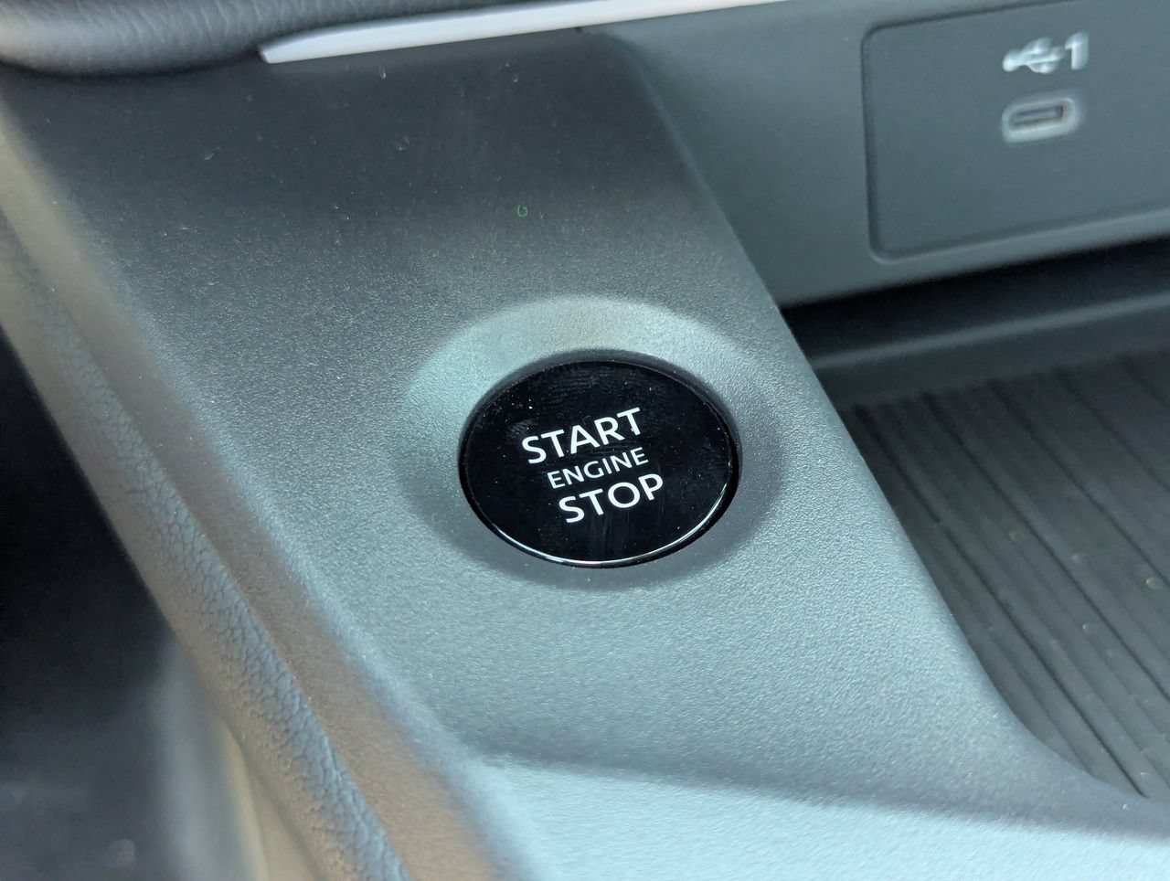 New 2026 Nissan Sentra SR w/ SR Premium Package FWD image 24