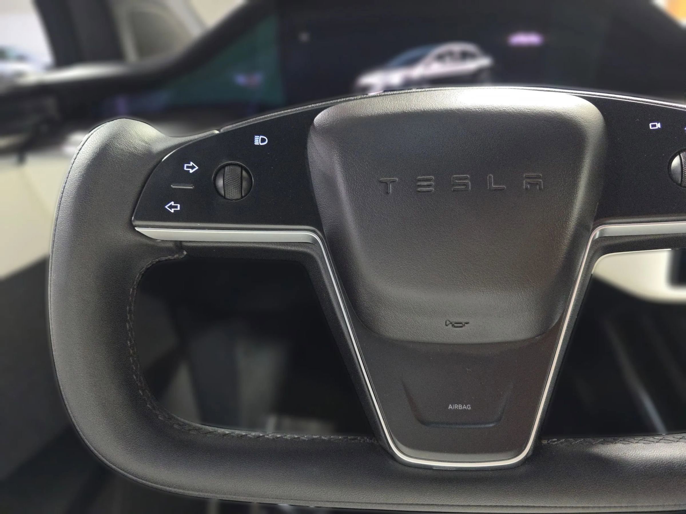 Used 2022 Tesla Model X Plaid image 31