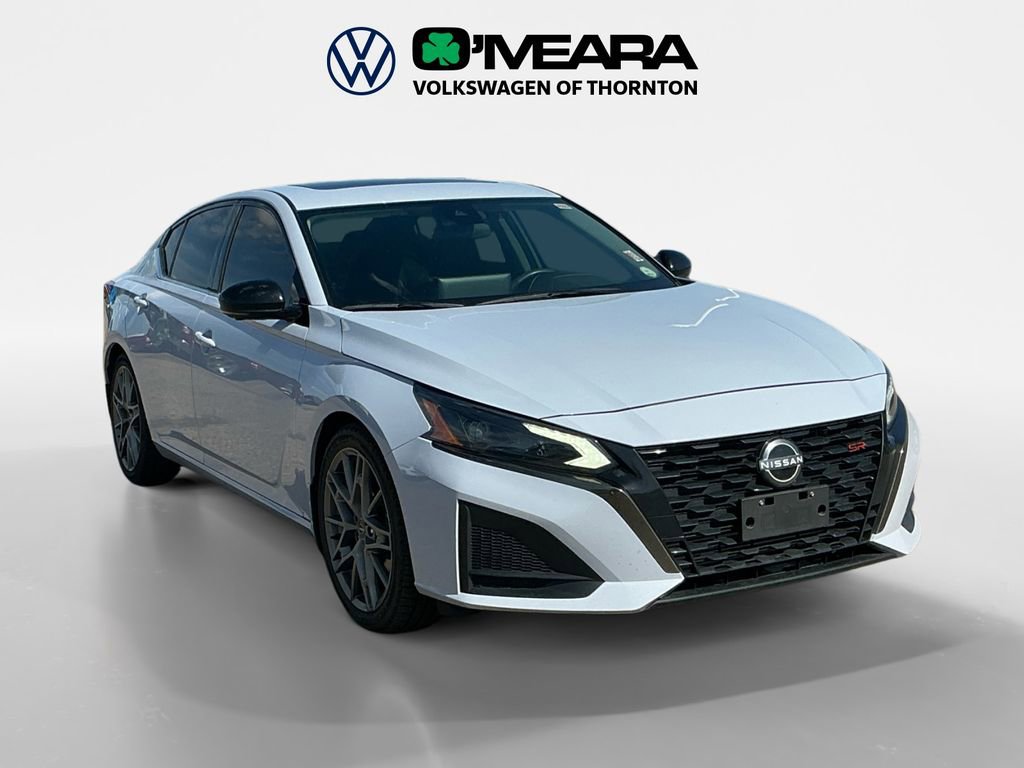 Used 2023 Nissan Altima 2.0 SR FWD image 7