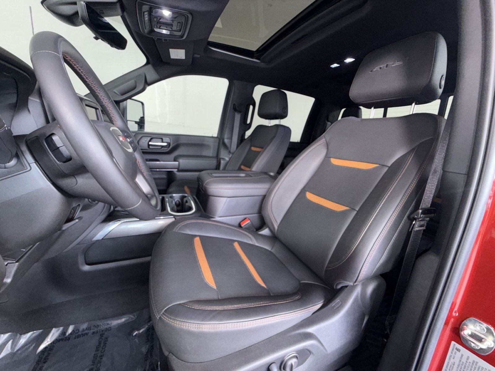 Used 2022 GMC Sierra 2500 AT4 w/ AT4 Premium Plus Package AWD/4WD image 13