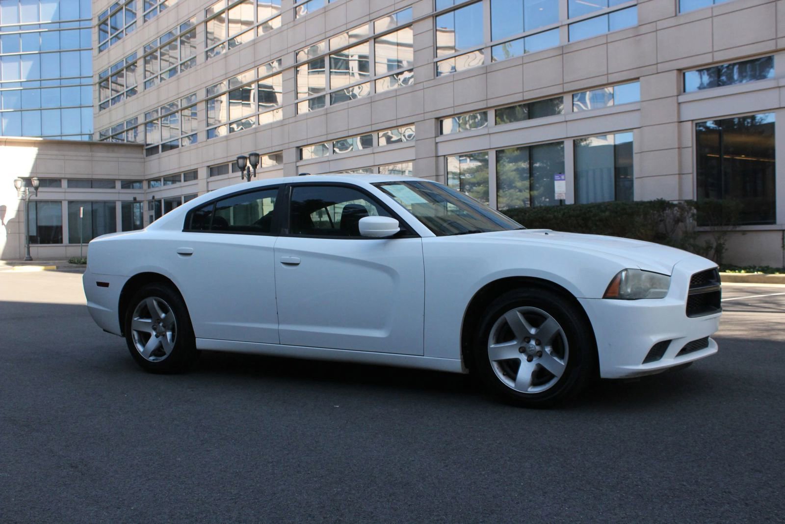 Used 2013 Dodge Charger Police RWD image 2