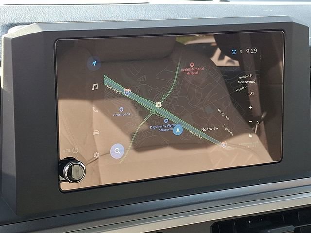 Used 2025 Toyota Tacoma SR5 AWD/4WD image 16