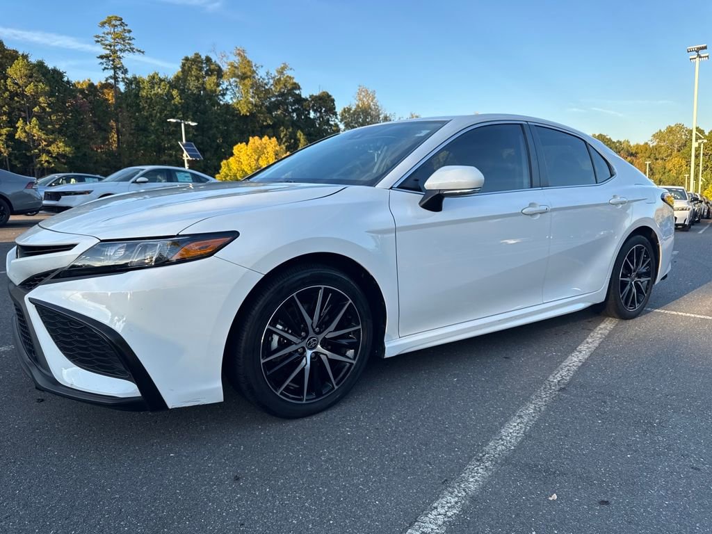Used 2024 Toyota Camry SE
