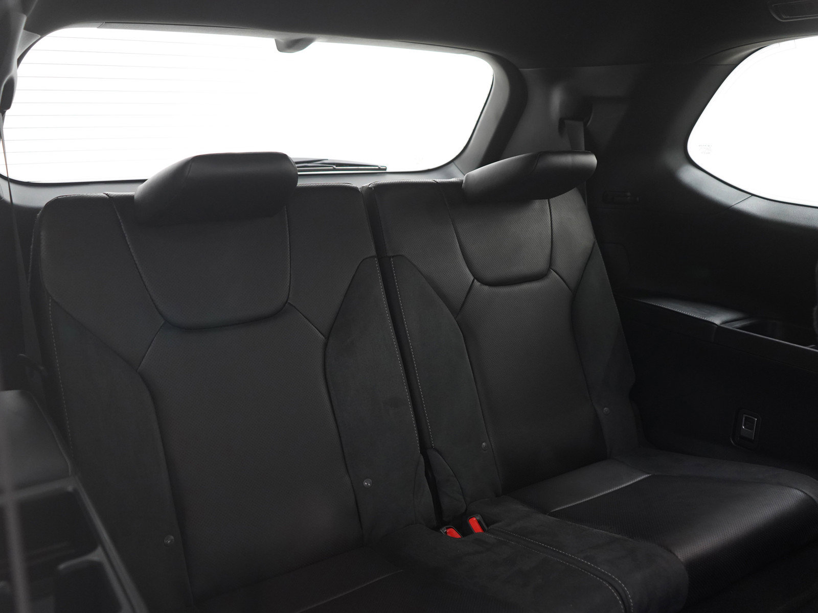 Used 2024 Lexus TX 500h AWD image 13
