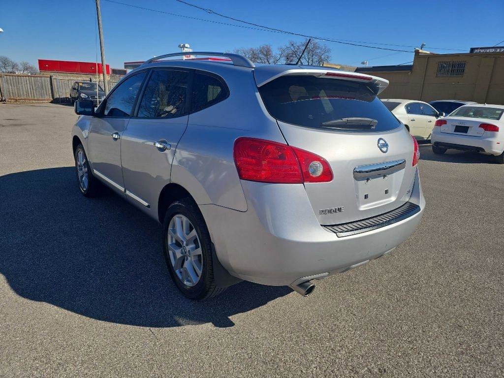 Used 2012 Nissan Rogue SL image 7
