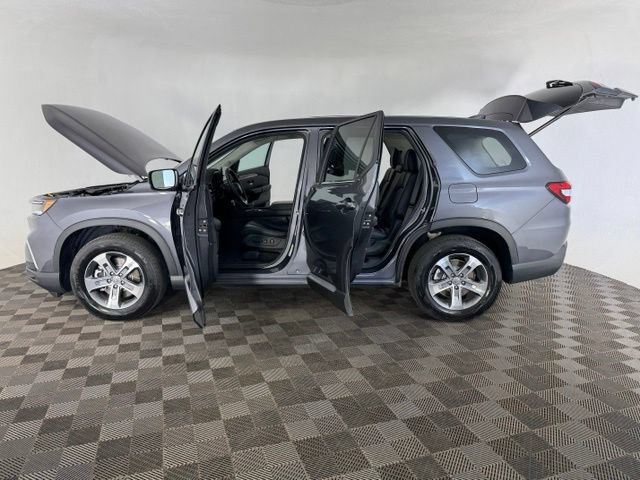 Certified 2024 Honda Pilot EX-L image 16